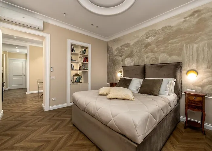 Divine Elegant Historic Center Mimi & Coco Apartament
